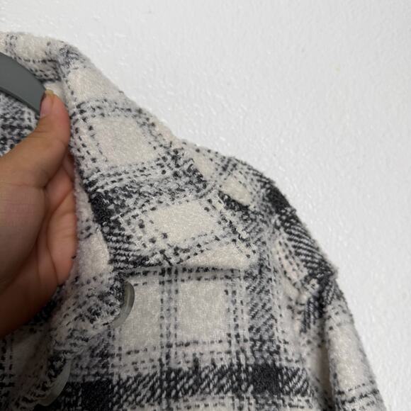 H&M Womens Jacket Size S Plaid White Black Shacket Button Front Oversized - Picture 12 of 12